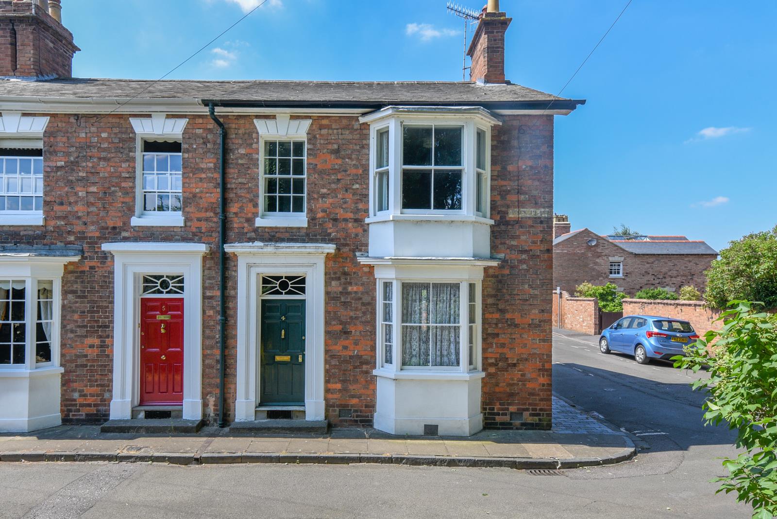 Property for Sale in StratforduponAvon Edwards Estate Agents